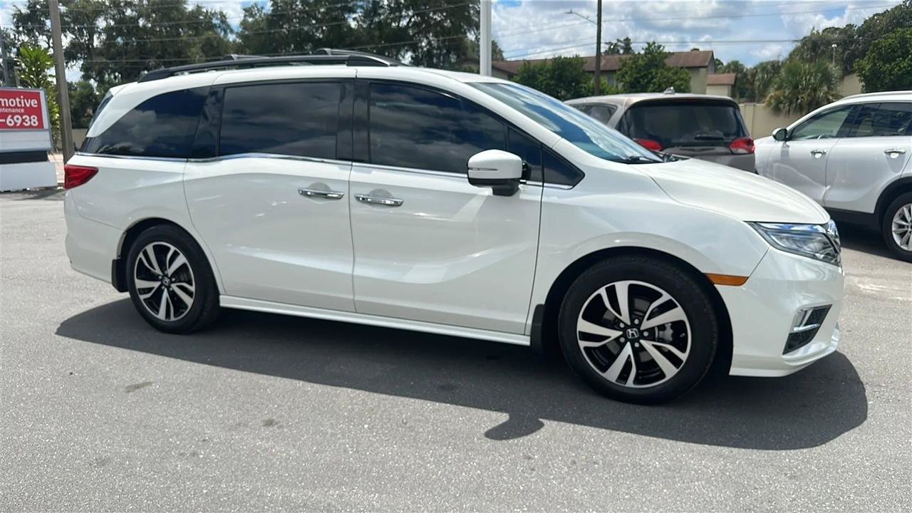 Used 2018 Honda Odyssey Elite image 7