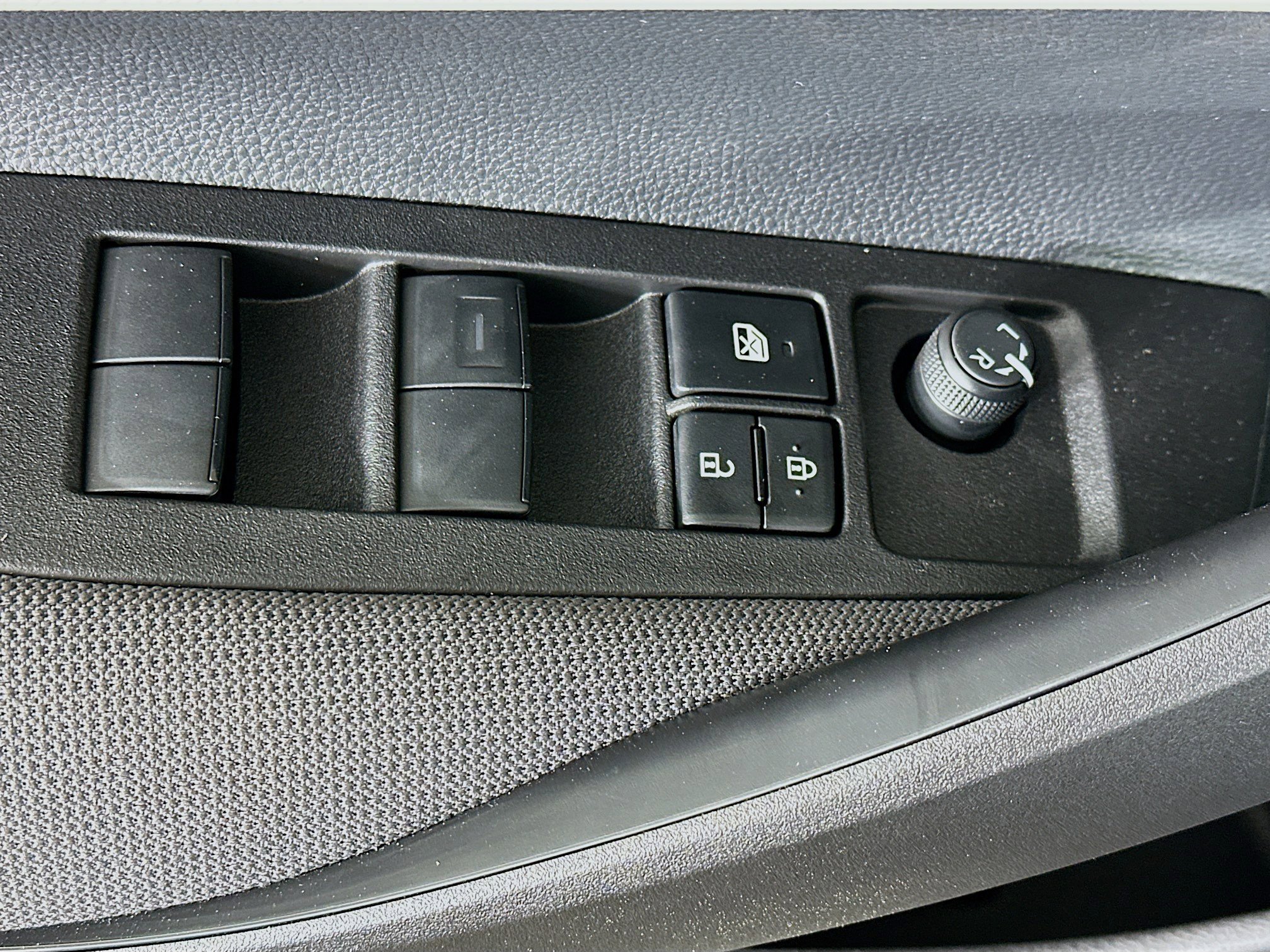 Used 2026 Toyota Corolla LE image 15