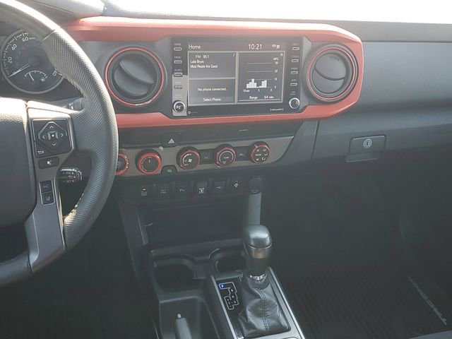 Used 2020 Toyota Tacoma TRD Sport w/ Technology Package AWD/4WD image 13
