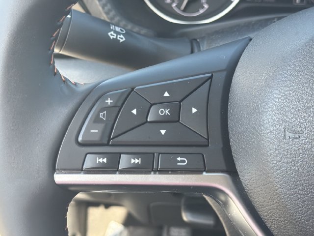 Certified 2025 Nissan Sentra SR FWD image 26