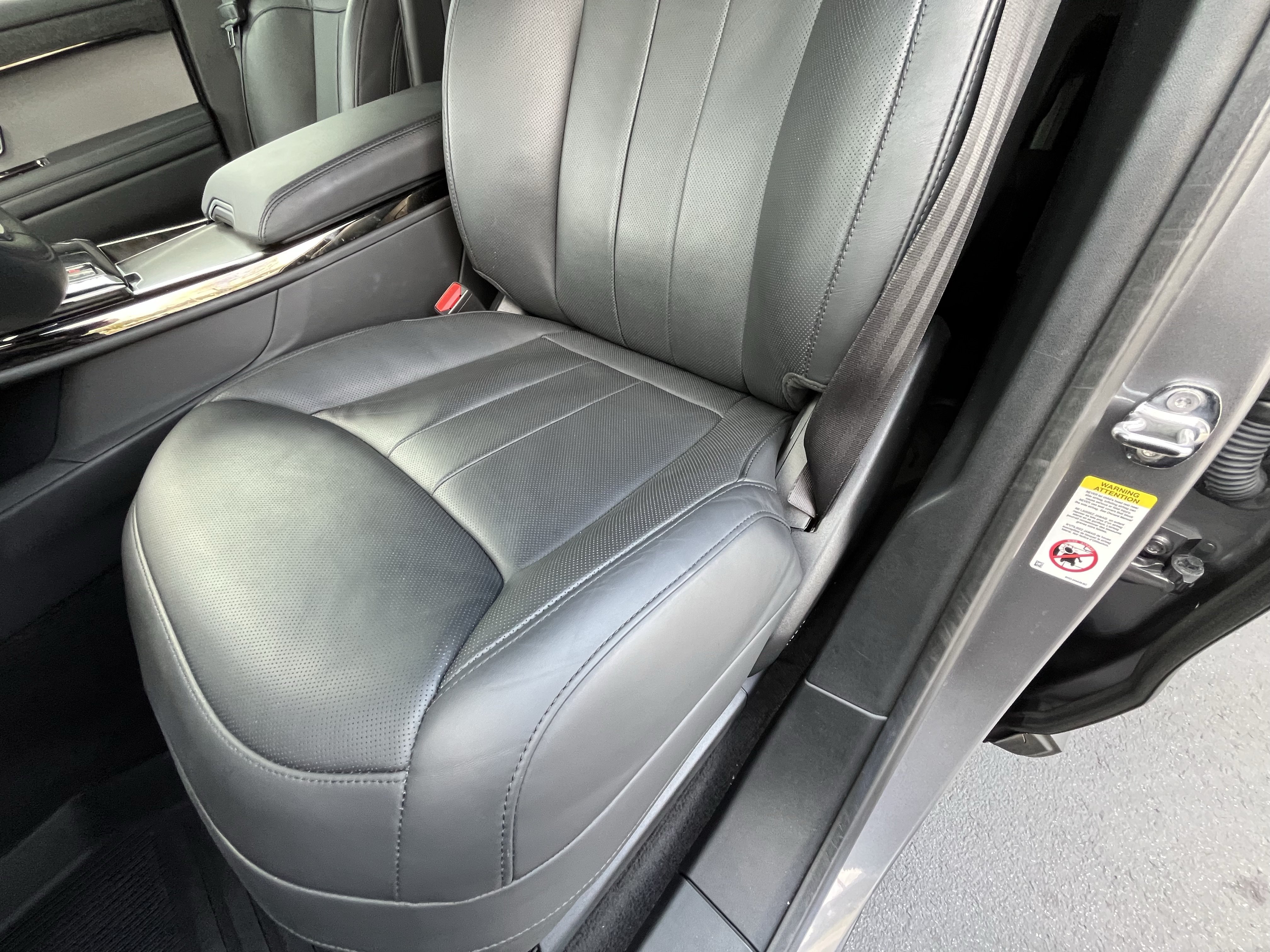 Certified 2025 Land Rover Range Rover Sport SE AWD/4WD image 17