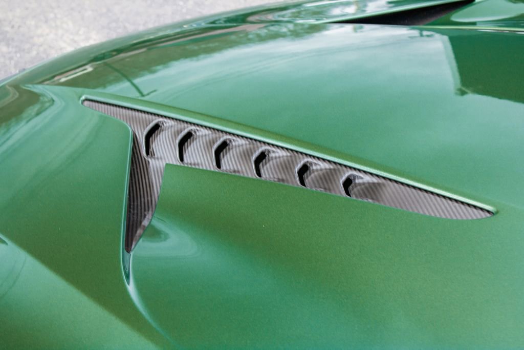 New 2025 Aston Martin Vanquish image 11