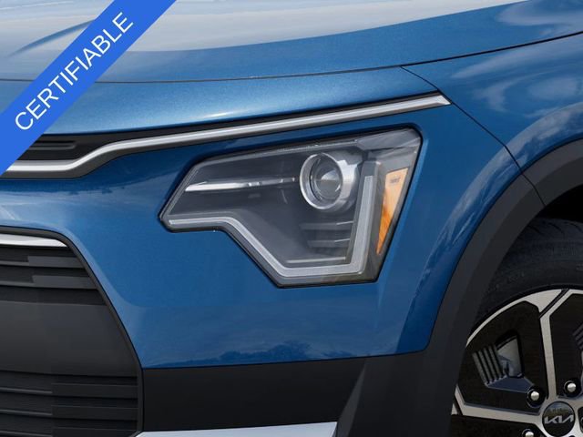 Certified 2025 Kia Niro EX image 10
