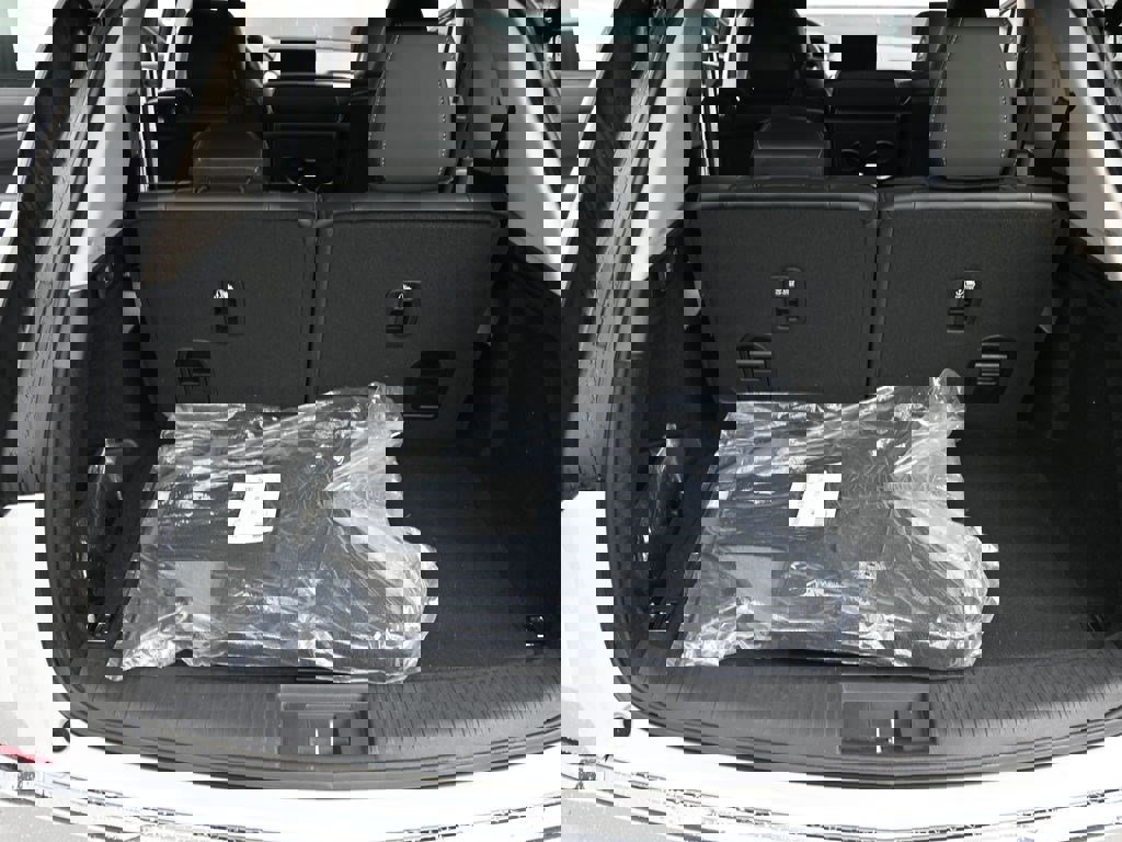 Used 2025 Acura MDX FWD w/ Technology Package image 17