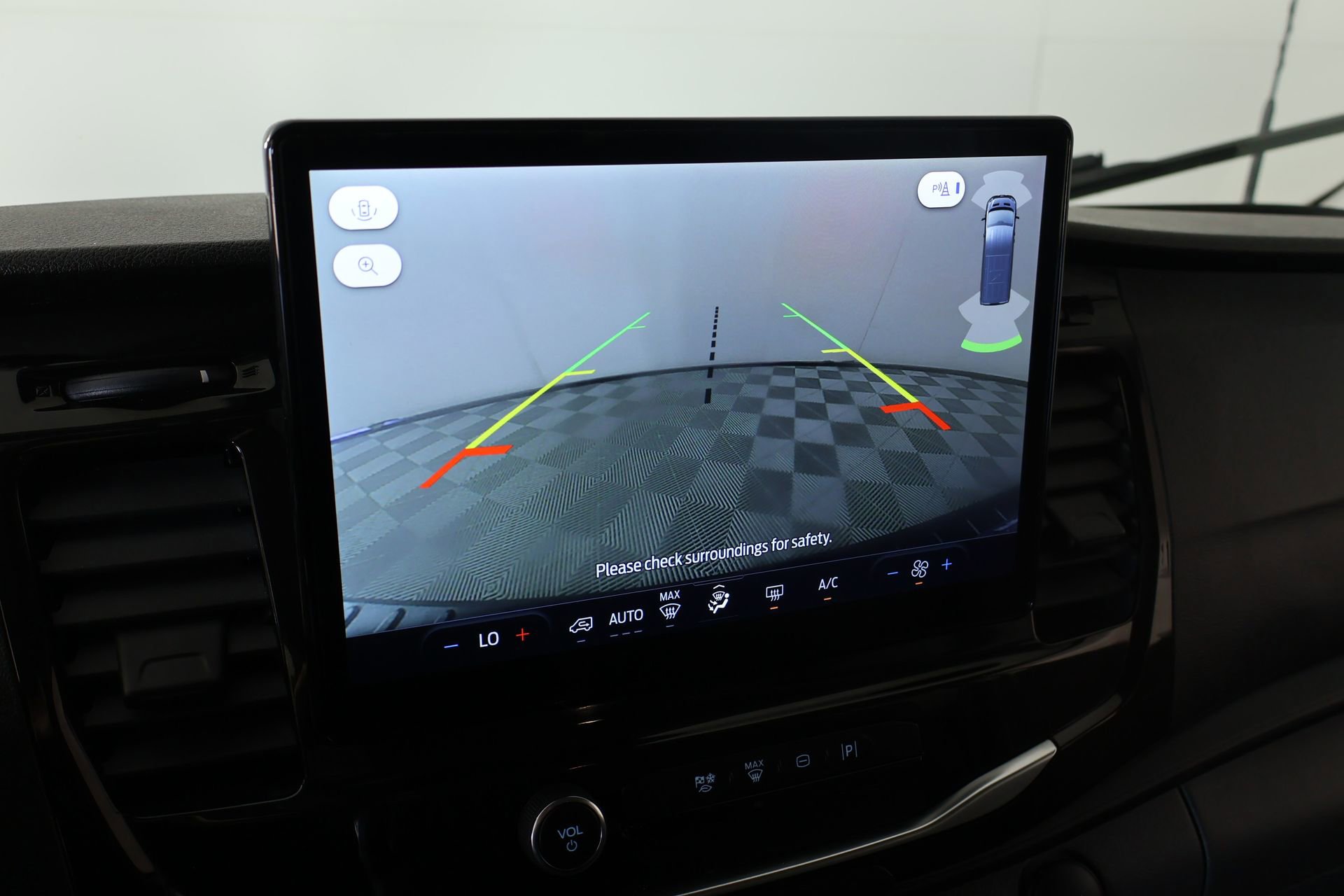 Used 2024 Ford Transit 350 XLT image 6