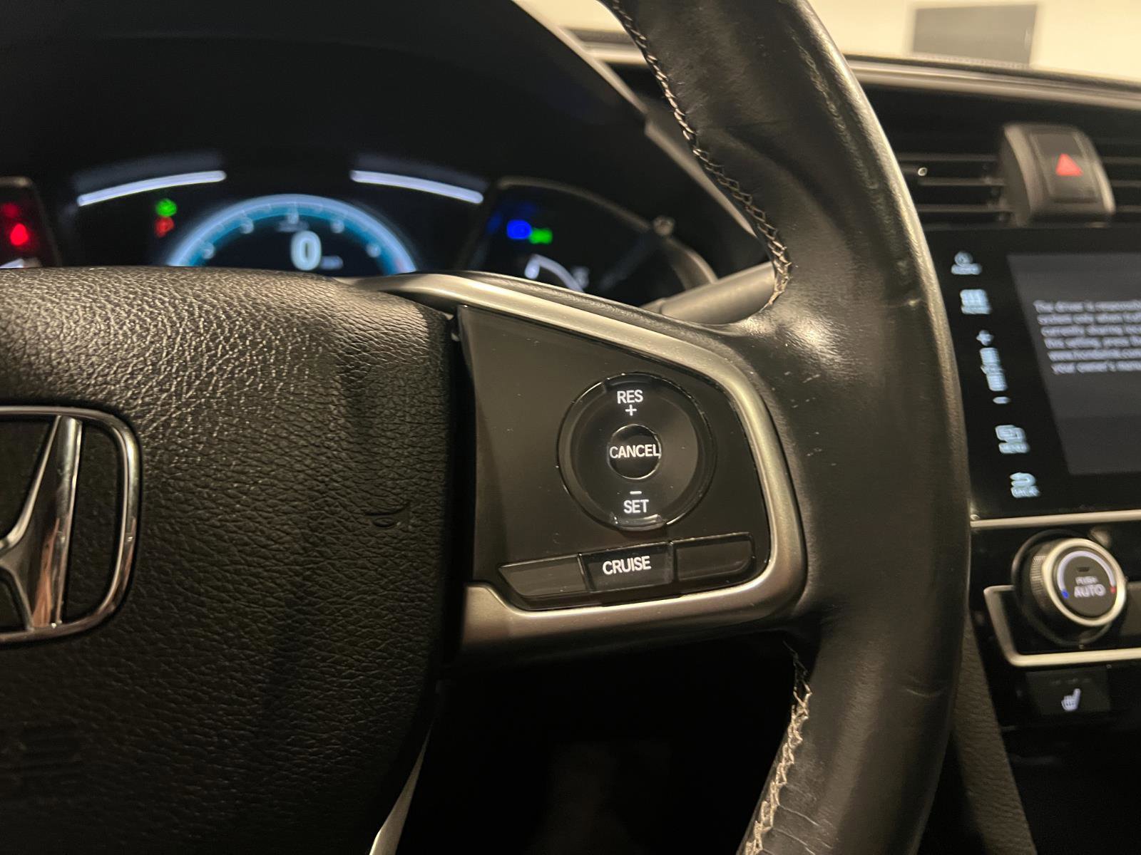 Used 2018 Honda Civic EX-T image 14