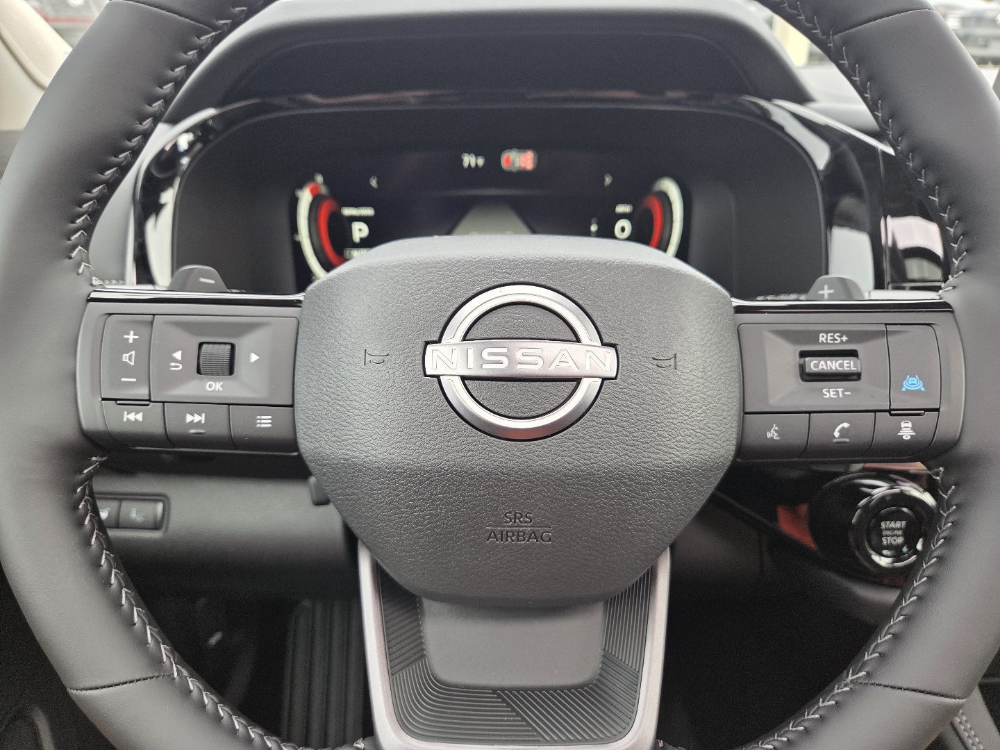New 2026 Nissan Pathfinder Platinum AWD/4WD image 32