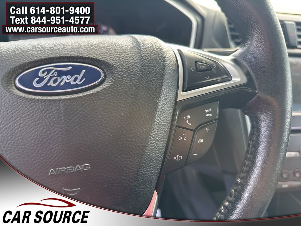Used 2019 Ford Fusion Titanium image 22