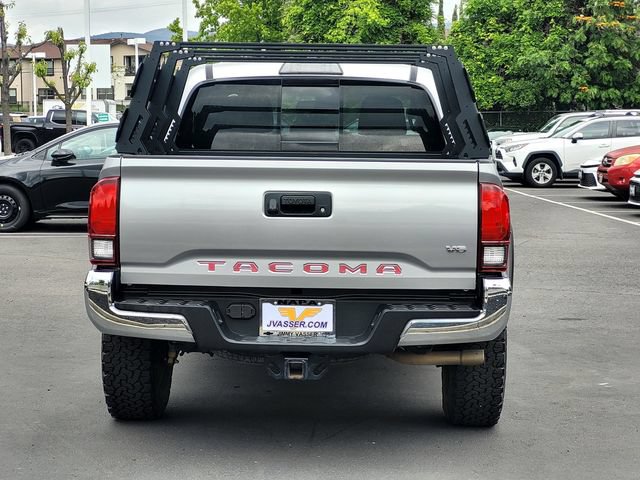 Certified 2019 Toyota Tacoma TRD Off-Road AWD/4WD image 6