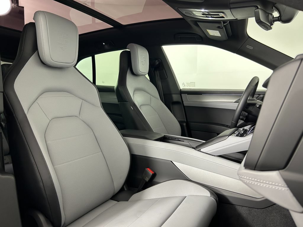 New 2026 Porsche Cayenne Electric AWD/4WD image 22