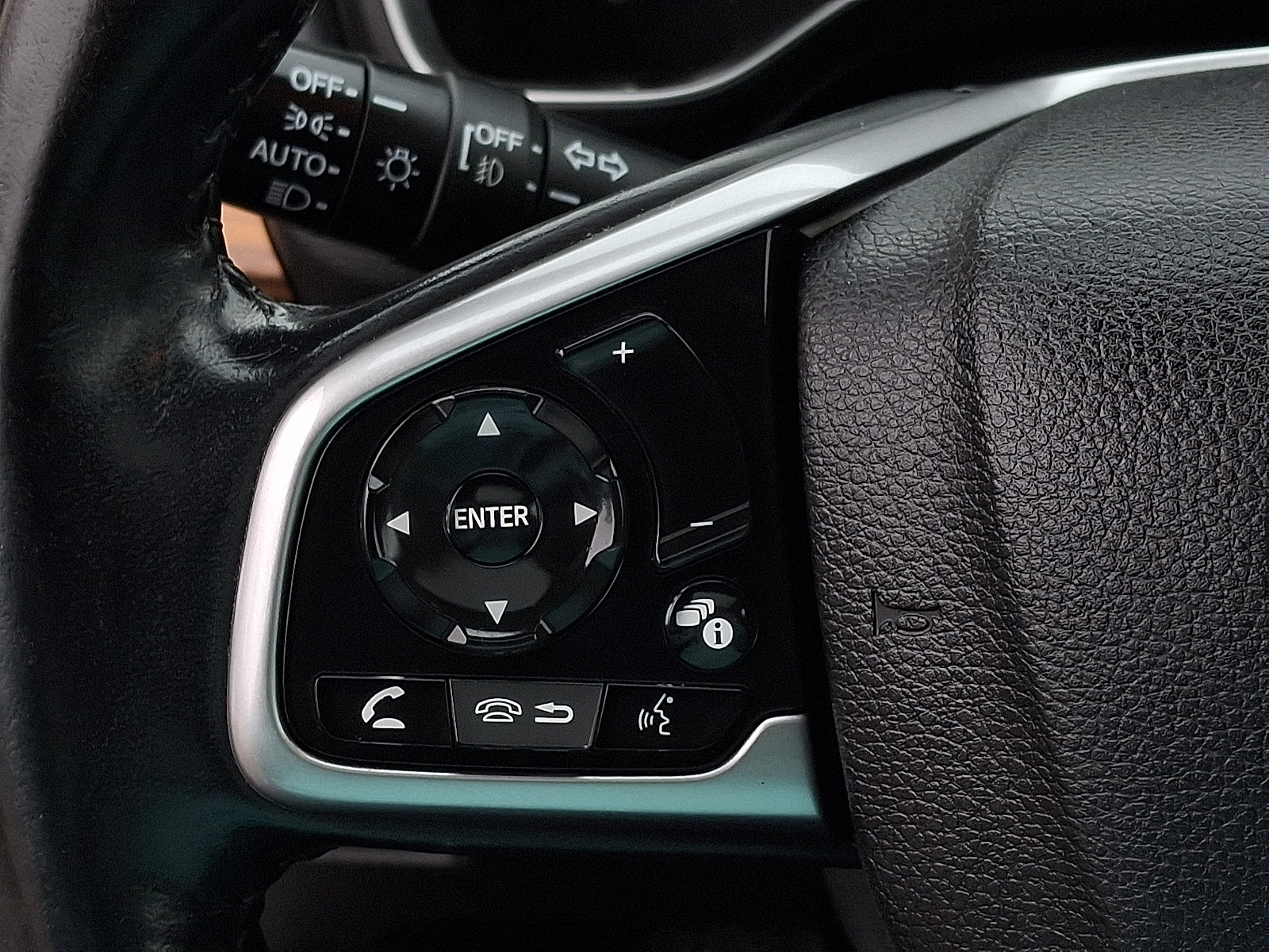 Certified 2020 Honda CR-V Touring image 23