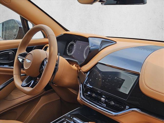 Used 2026 Aston Martin DBX 707 AWD/4WD image 11