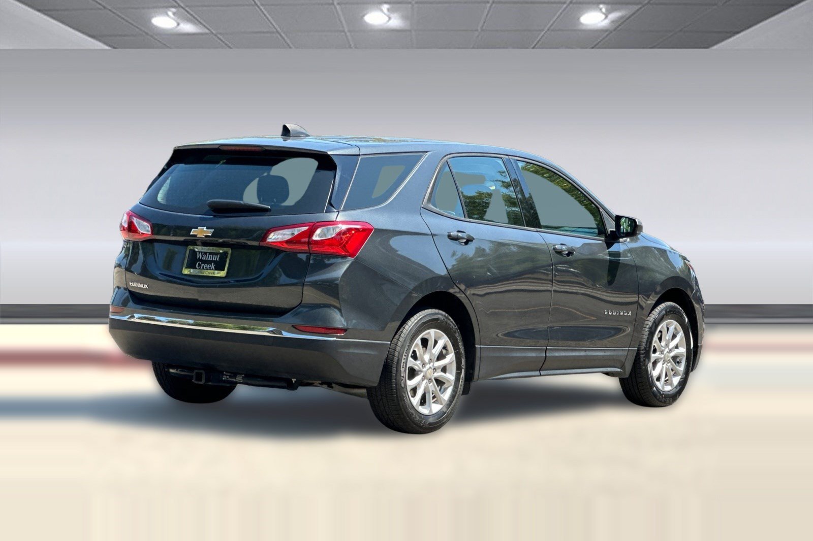Used 2018 Chevrolet Equinox LS FWD image 8