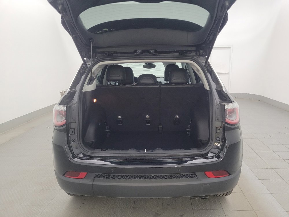 Used 2018 Jeep Compass Limited w/ Navigation Group image 29