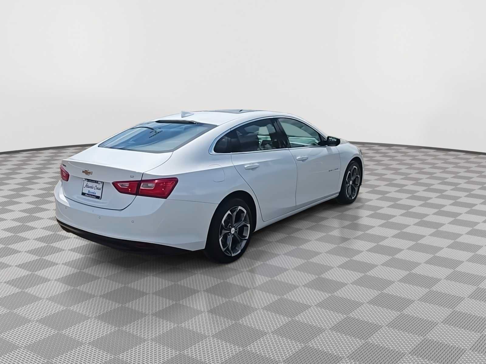 Used 2024 Chevrolet Malibu LT FWD image 8