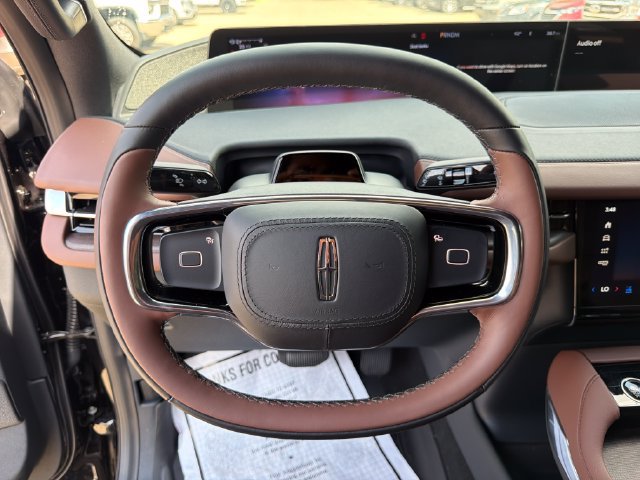 New 2026 Lincoln Navigator Reserve AWD/4WD image 24