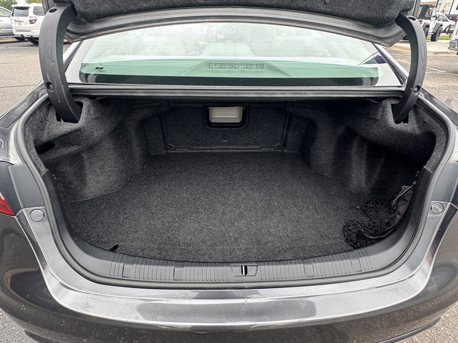 Used 2018 Toyota Avalon Limited FWD image 31