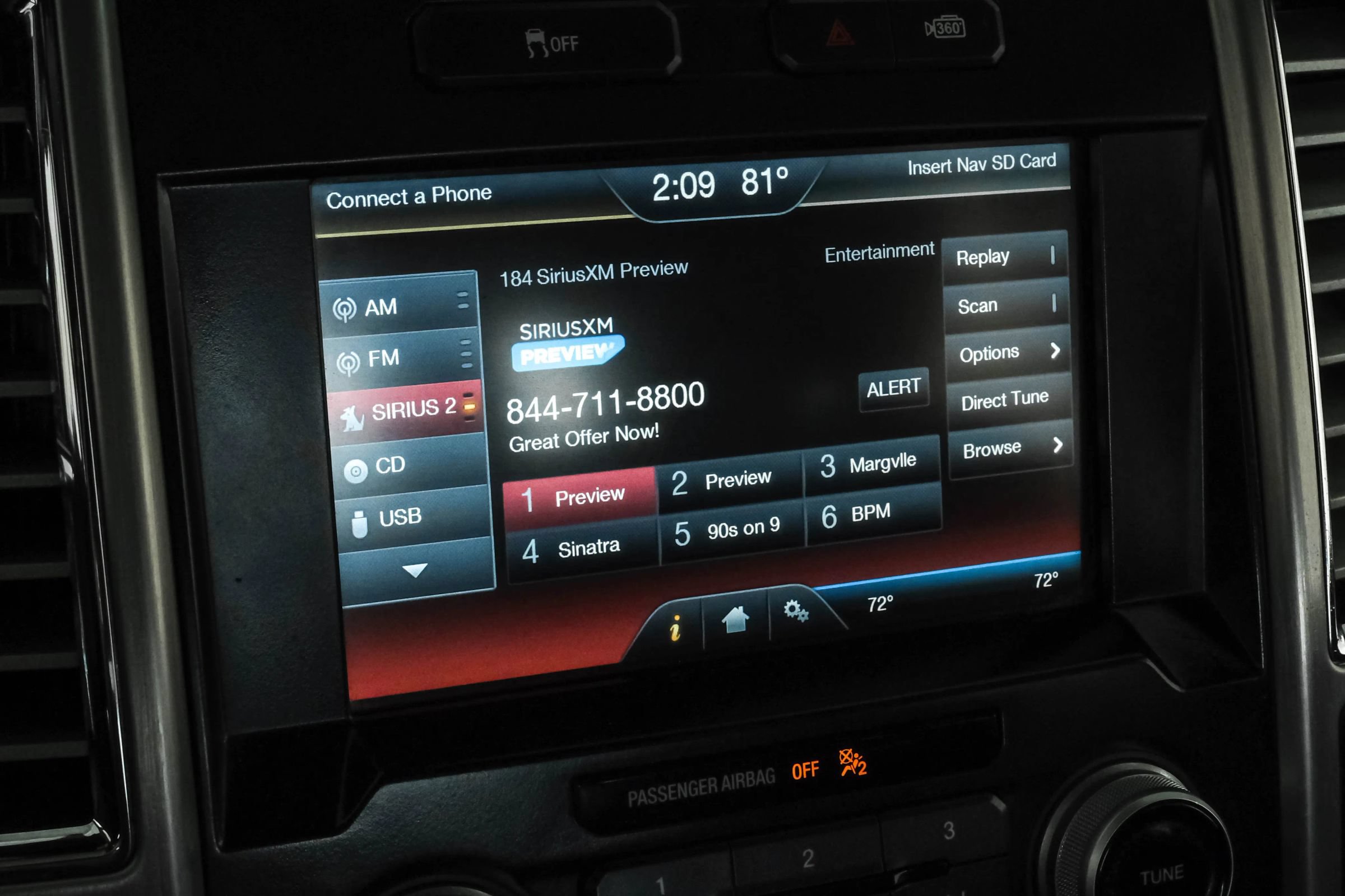 Used 2015 Ford F150 Platinum w/ Equipment Group 701A Luxury RWD image 24