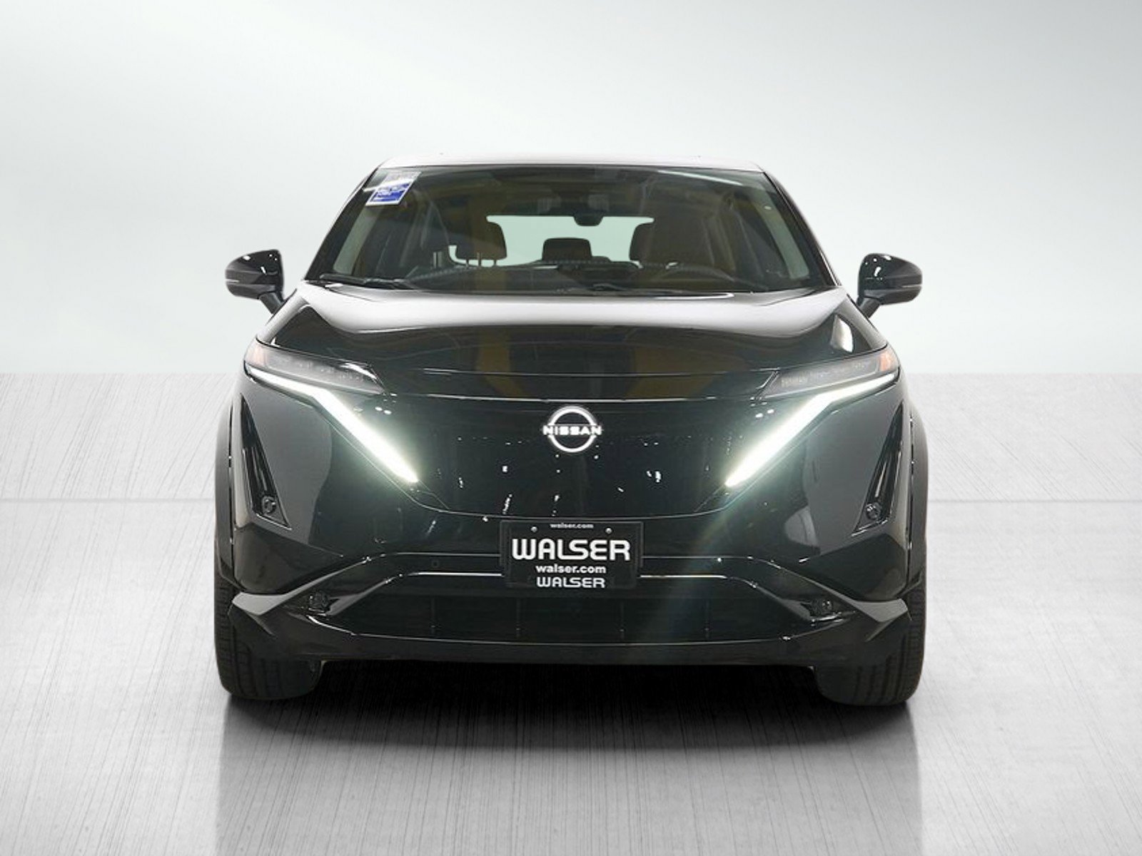 Used 2024 Nissan Ariya AWD image 8