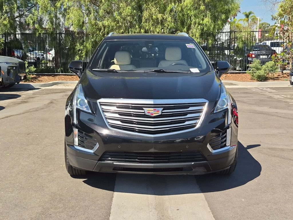 Used 2018 Cadillac XT5 Luxury w/ Driver Awareness Package FWD image 4