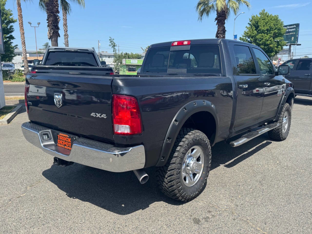 Used 2018 RAM 2500 SLT image 7