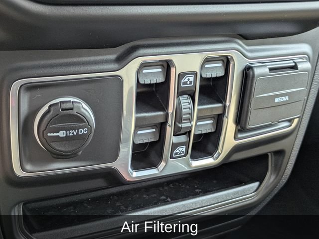 Used 2023 Jeep Wrangler Unlimited Sport AWD/4WD image 23