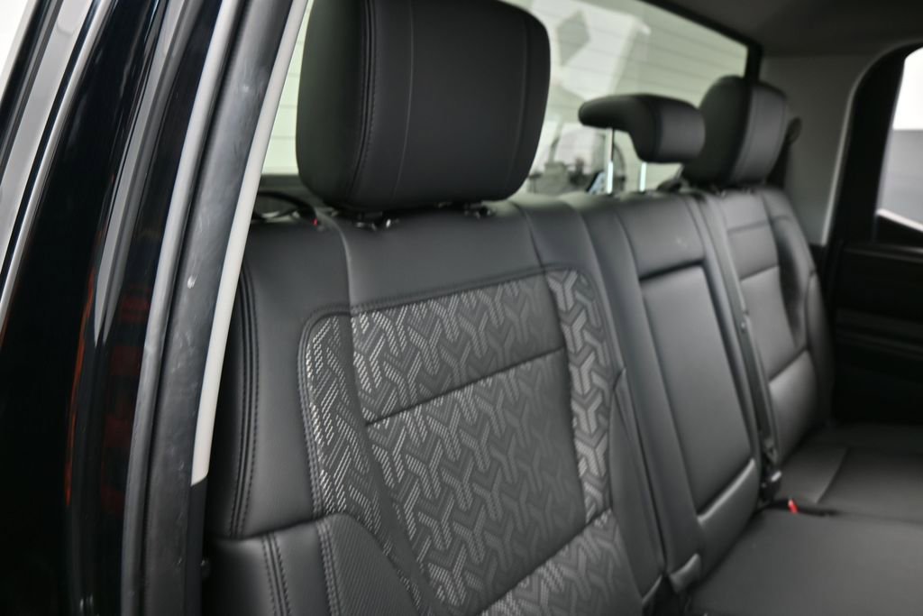 Used 2023 Toyota Tundra SR5 w/ SR5 Premium Package AWD/4WD image 39