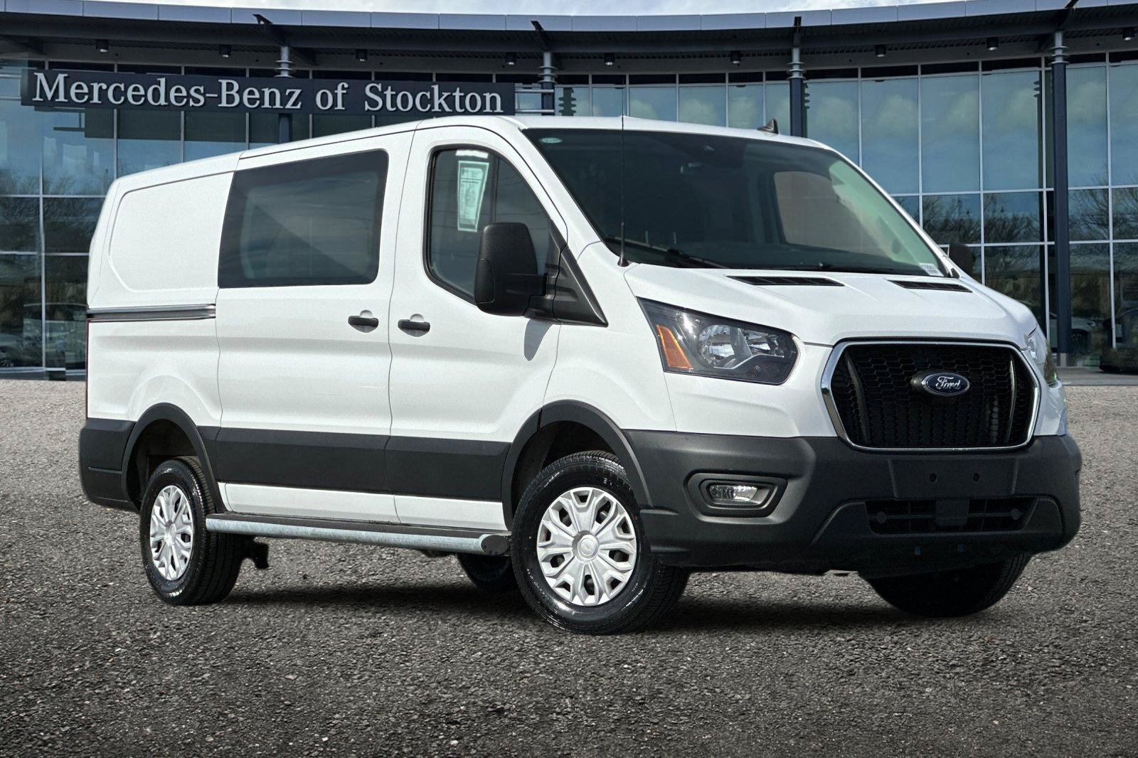 Used 2025 Ford Transit 250 Low Roof w/ Exterior Upgrade Package RWD image 2