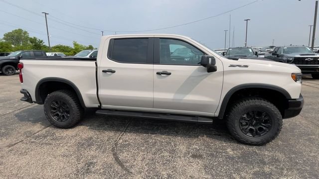 New 2026 Chevrolet Silverado 1500 ZR2 w/ Dark Appearance Package AWD/4WD image 3