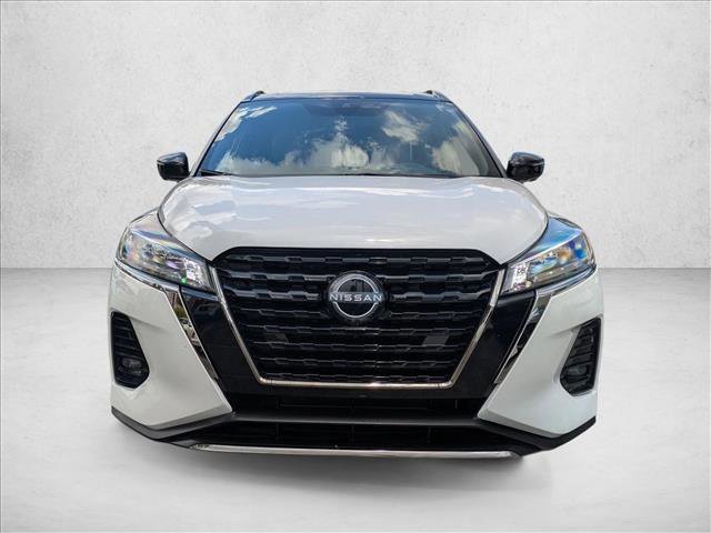Certified 2023 Nissan Kicks SR w/ SR Premium Package image 2