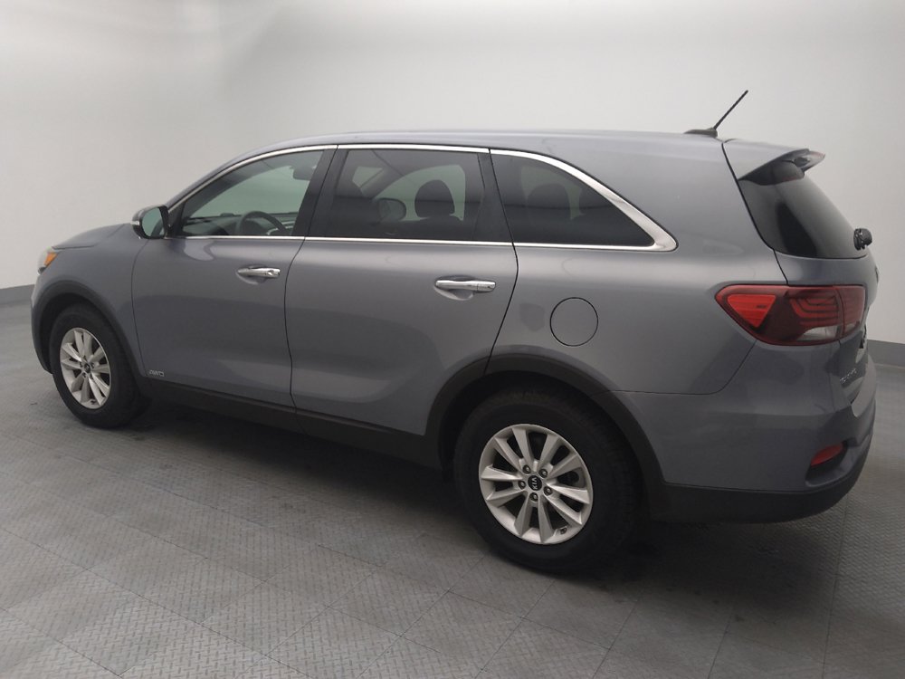 Used 2020 Kia Sorento AWD V6 image 3