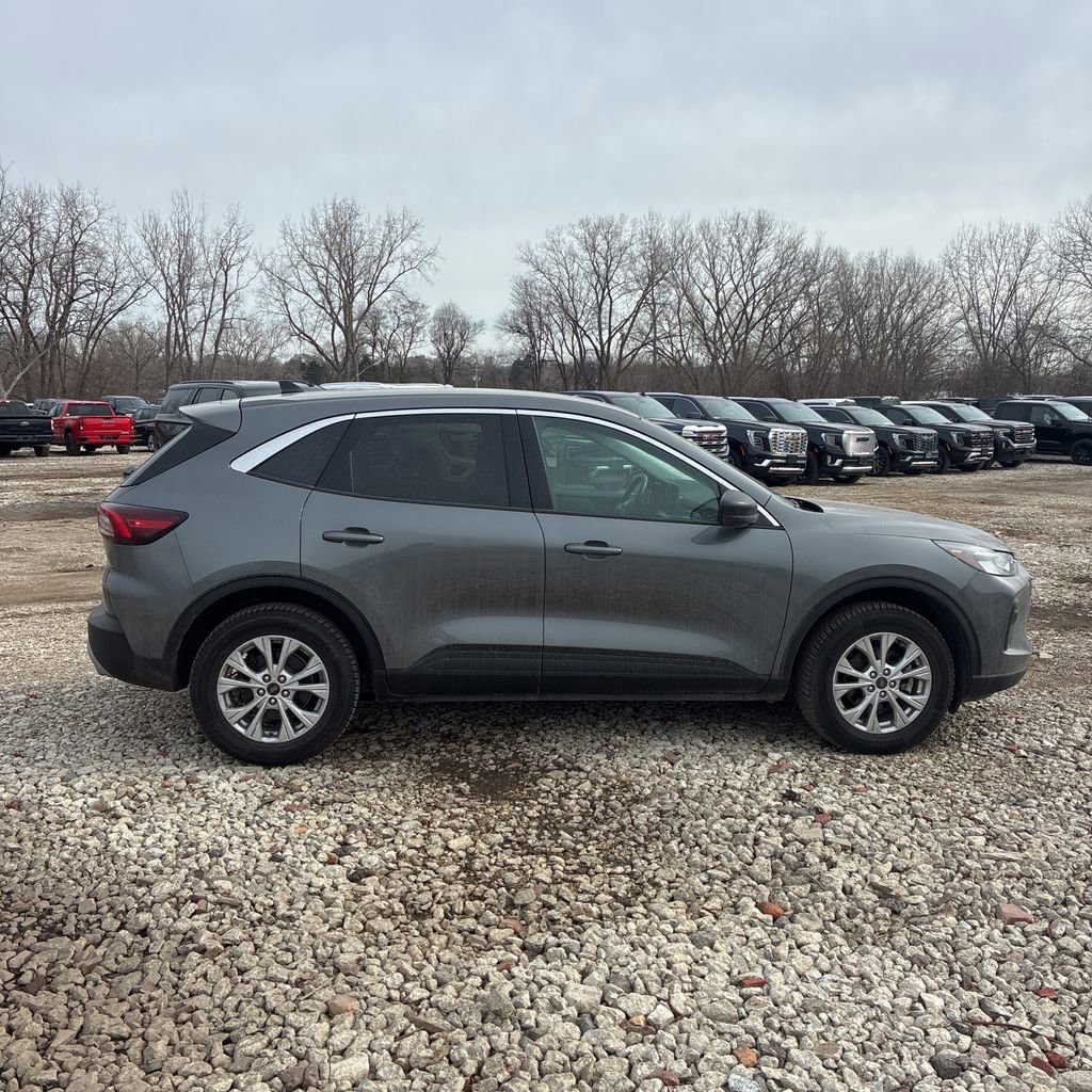 Used 2023 Ford Escape Active w/ Tech Pack #1 image 8