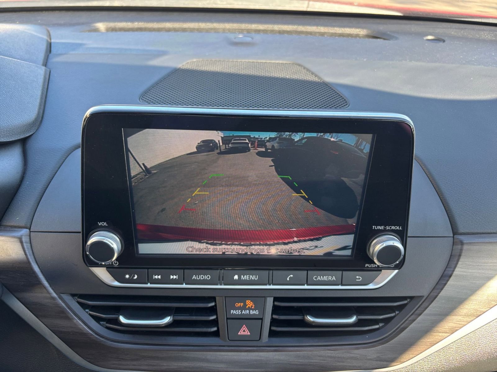 Used 2025 Nissan Altima 2.5 SV image 17