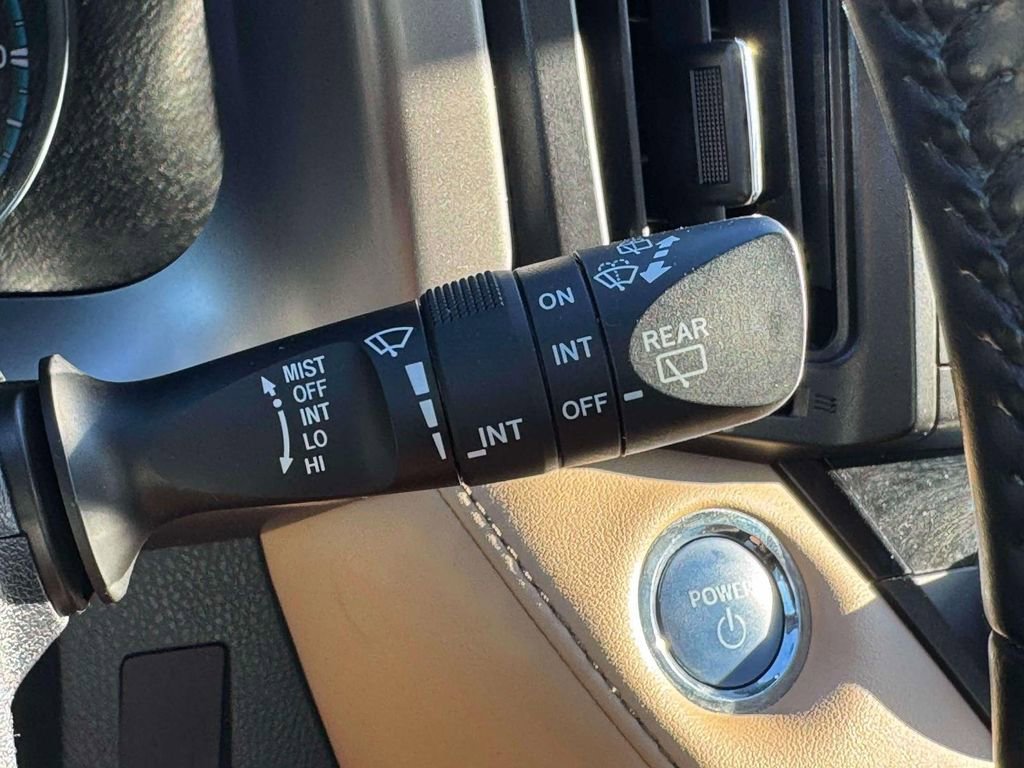 Used 2018 Toyota RAV4 XLE image 24