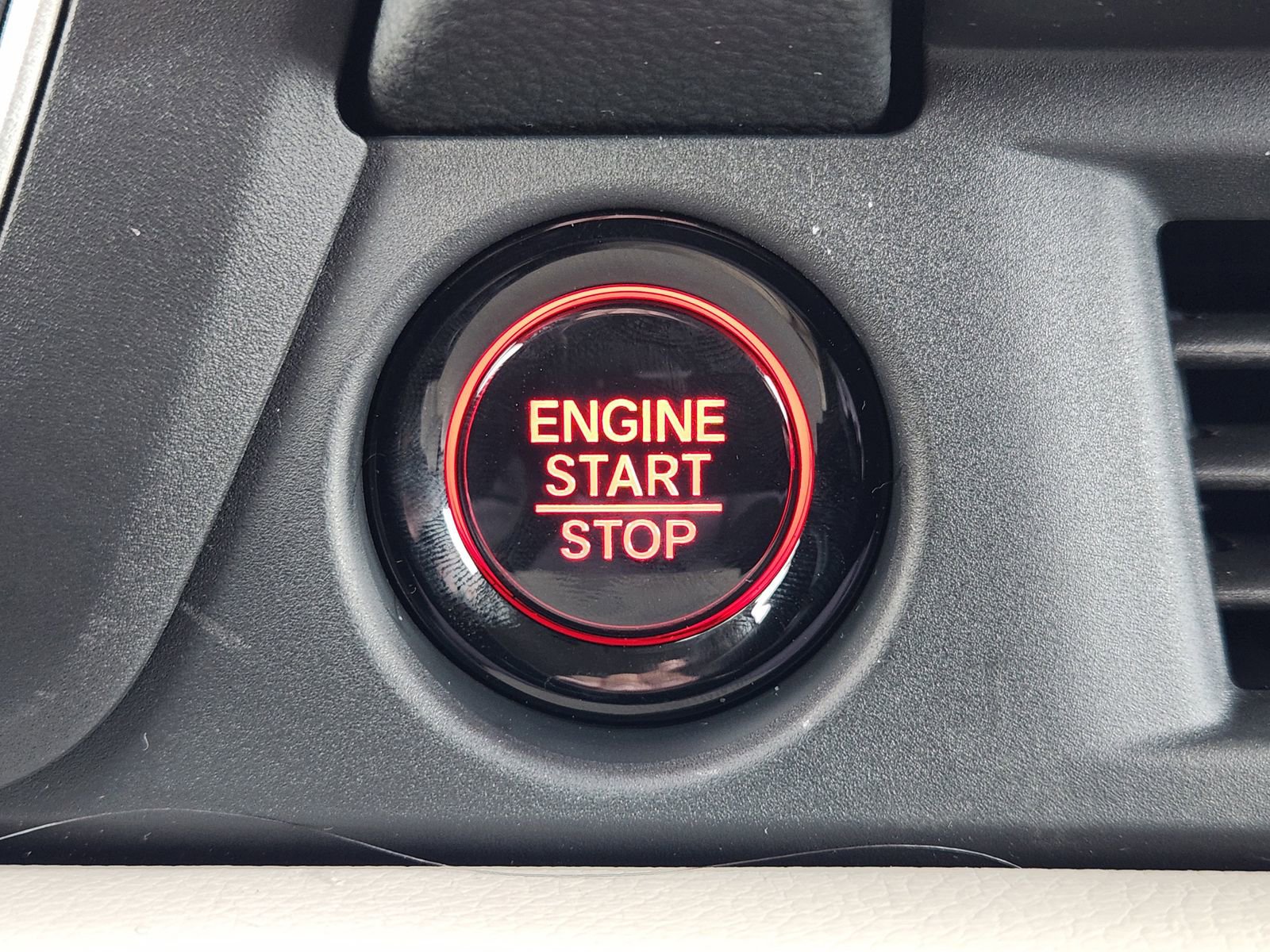 New 2026 Honda Pilot Touring image 24