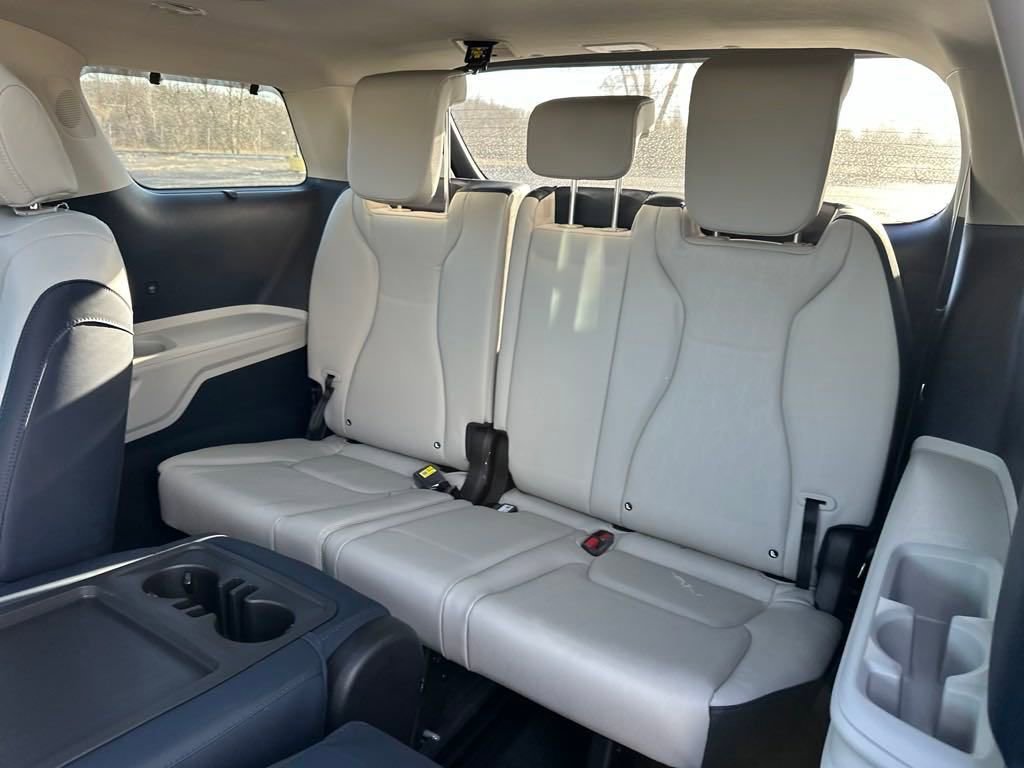 New 2025 Kia Carnival SX image 20