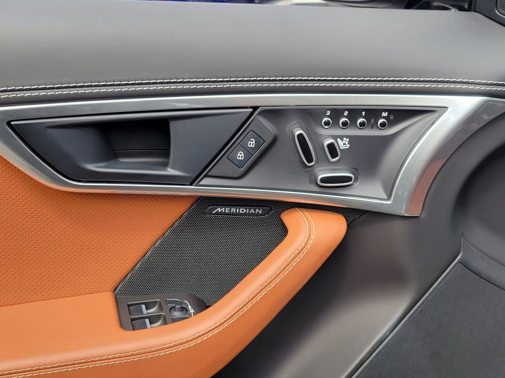 Used 2023 Jaguar F-TYPE R-Dynamic image 16