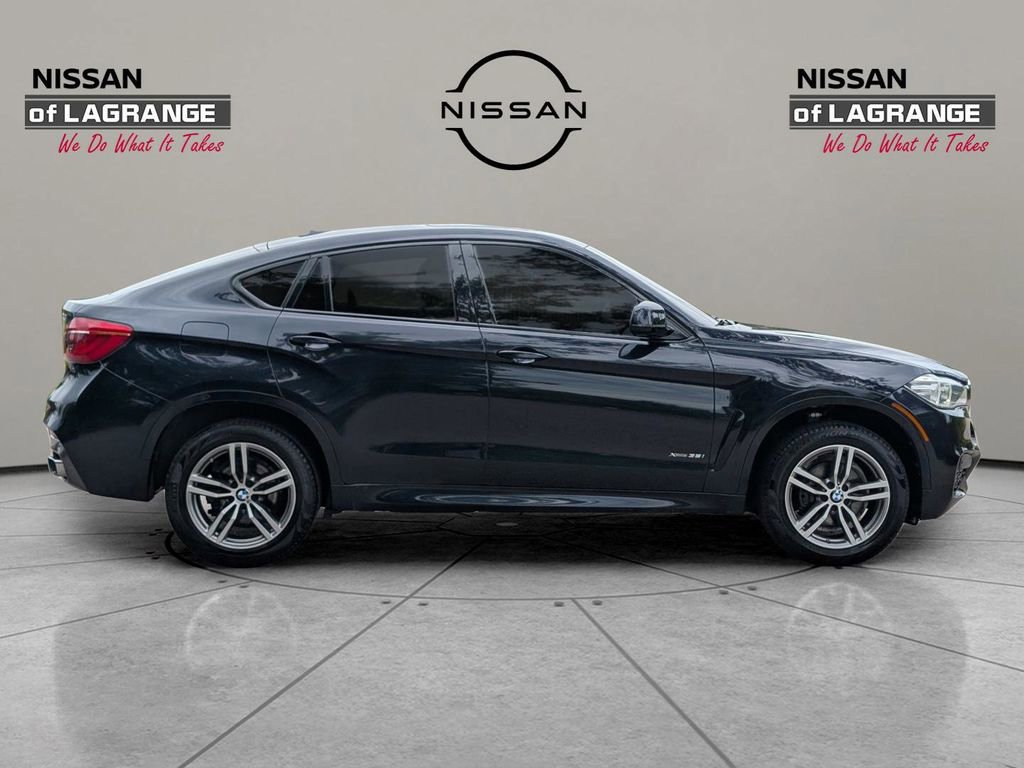 Used 2019 BMW X6 xDrive35i w/ M Sport Package AWD/4WD image 4
