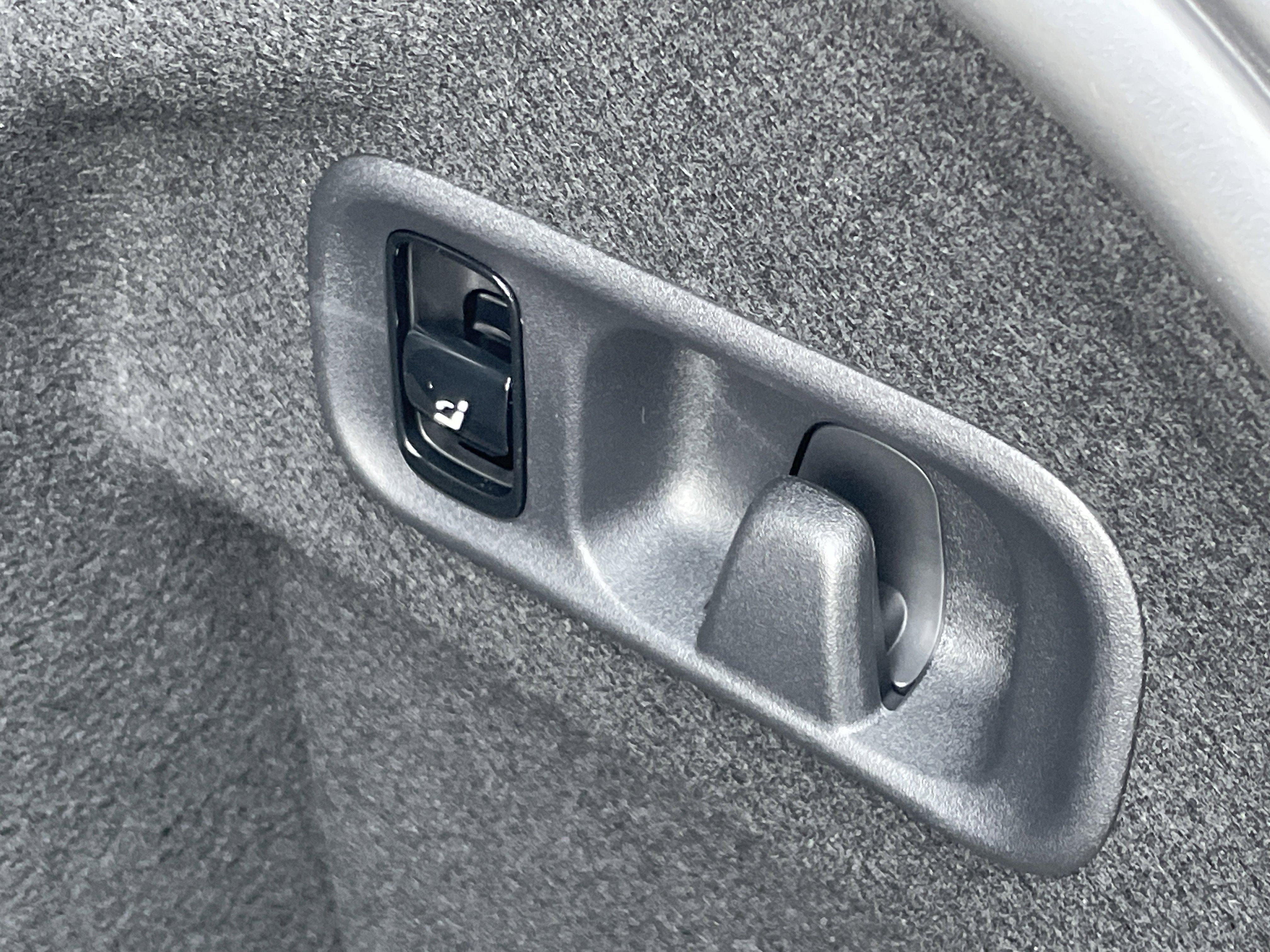 New 2026 Mercedes-Benz C 300 4MATIC Sedan image 11