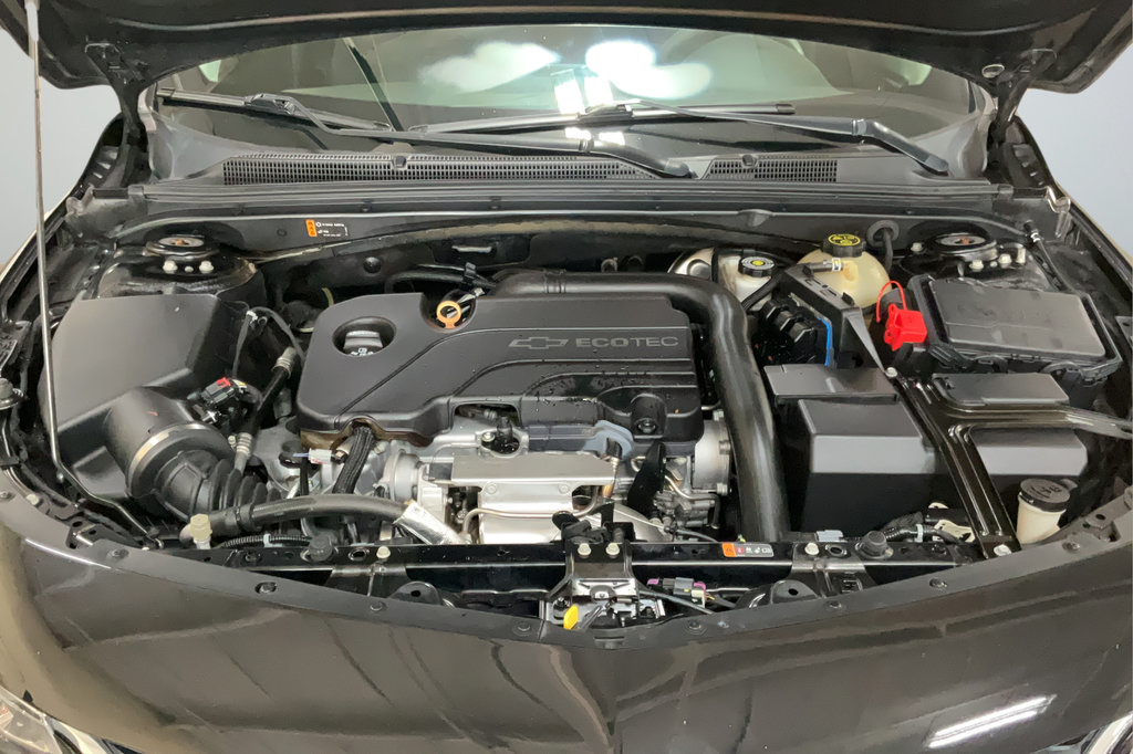 Certified 2017 Chevrolet Malibu LT FWD image 22