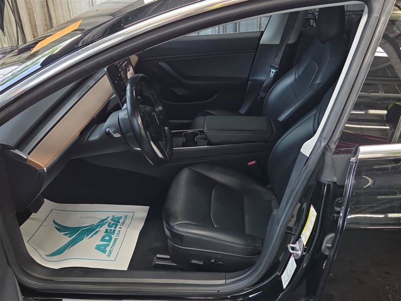 Used 2018 Tesla Model 3 Long Range RWD image 5