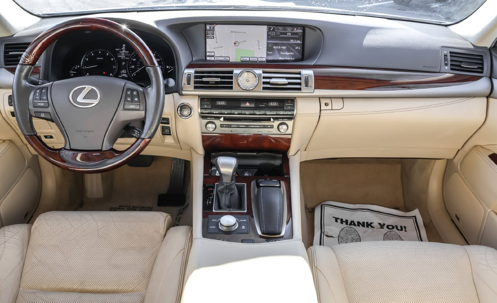 Used 2014 Lexus LS 460 AWD w/ Comfort Package image 31
