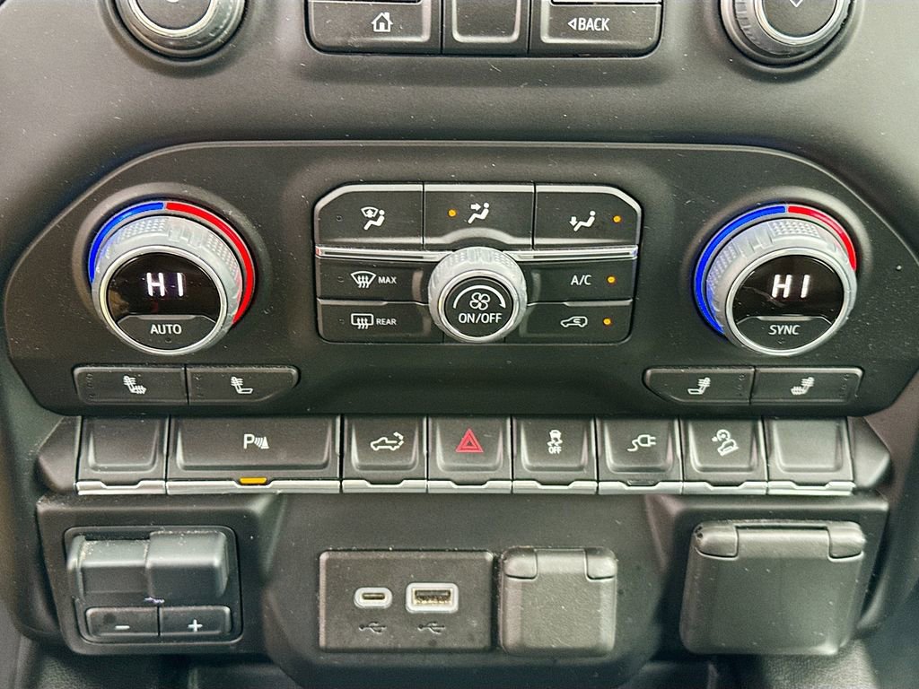 Used 2022 Chevrolet Silverado 1500 LT Trail Boss w/ LT Trail Boss Premium Package image 15