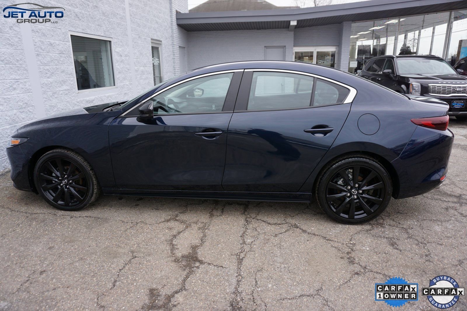 Used 2025 MAZDA MAZDA3 s image 13