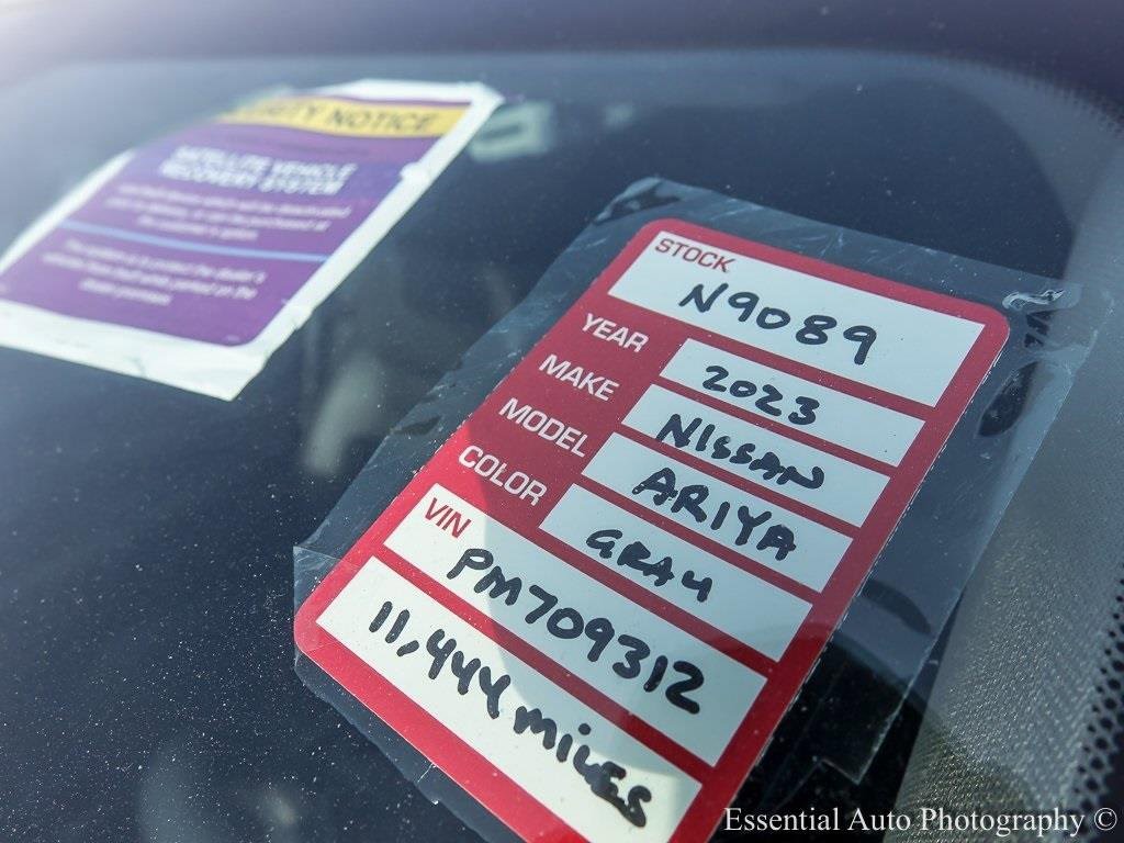 Used 2023 Nissan Ariya AWD image 28
