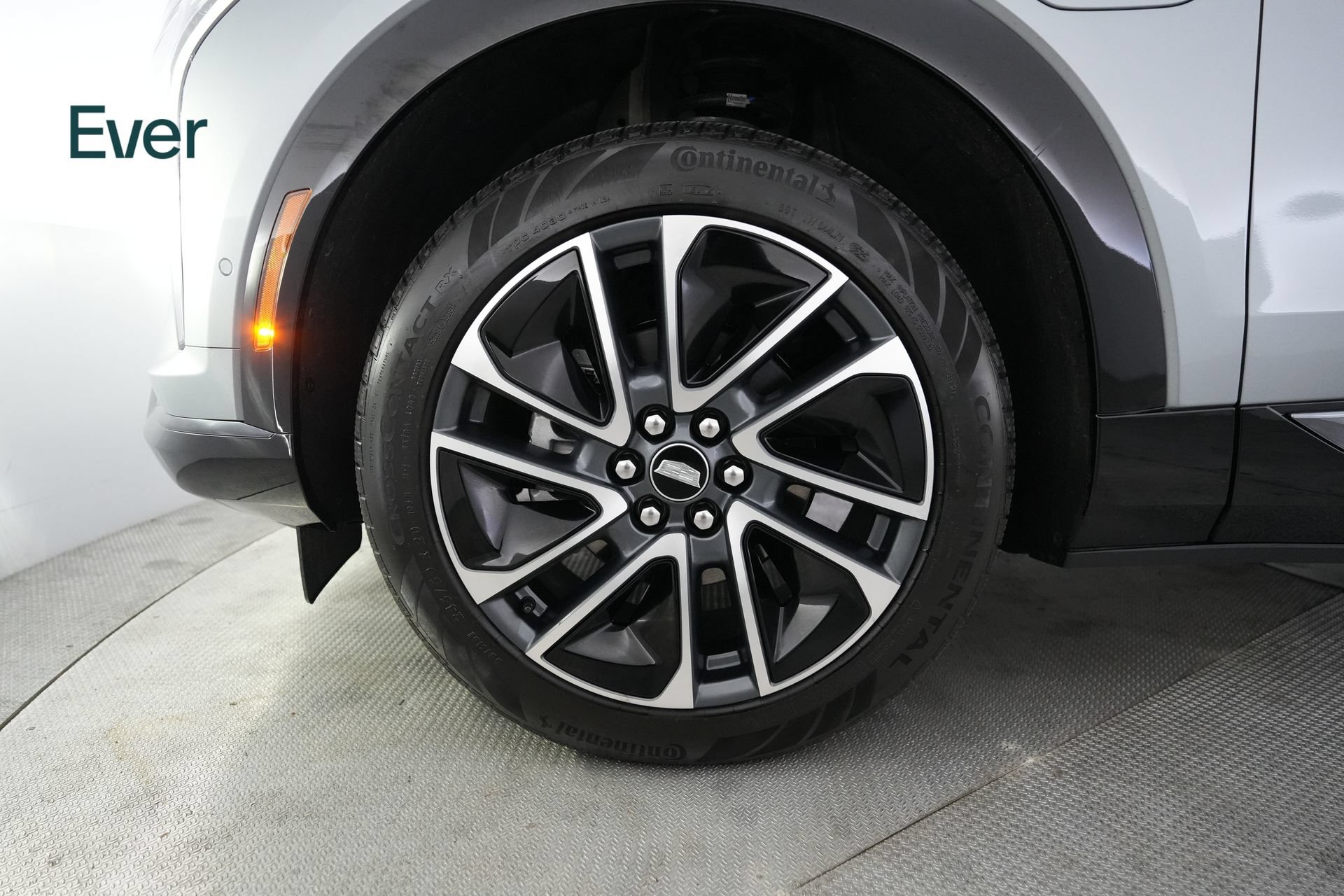 Used 2026 Cadillac Optiq Sport 1 w/ LPO, Floor Liner Package RWD image 19