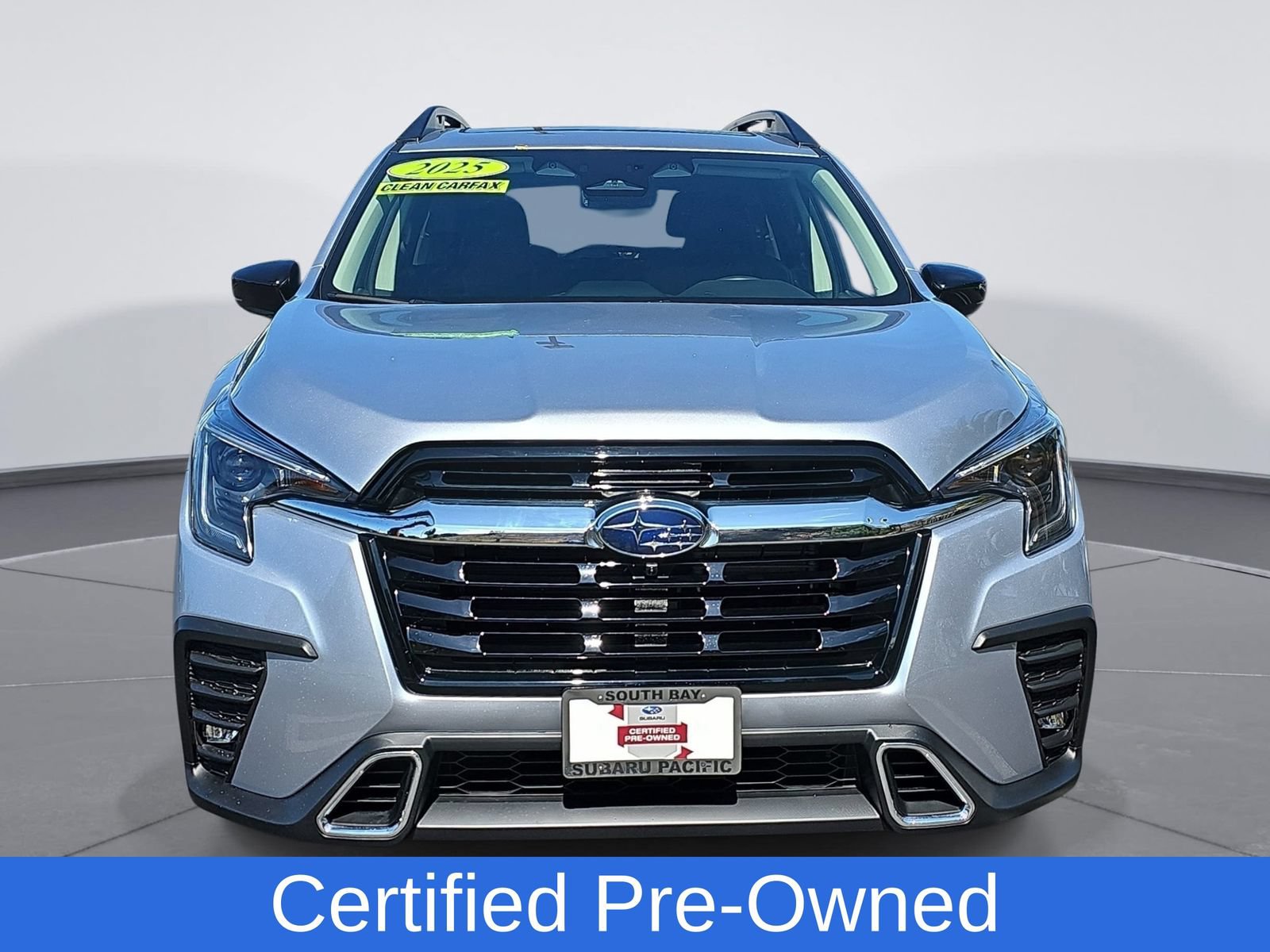 Used 2025 Subaru Ascent Touring AWD/4WD image 8
