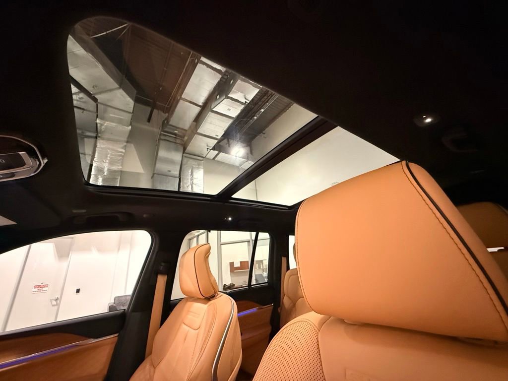 Used 2022 Jeep Grand Cherokee Summit AWD/4WD image 17