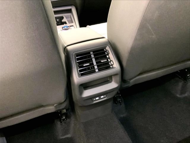 Certified 2025 Volkswagen Tiguan S w/ 18" Wheel Package image 33