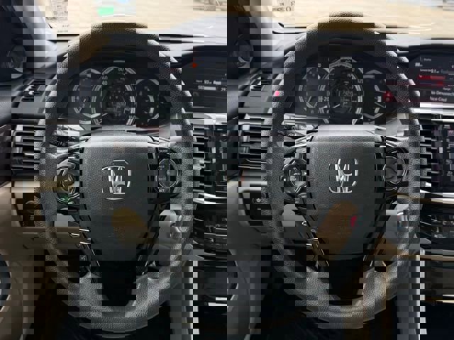 Used 2017 Honda Accord EX image 17